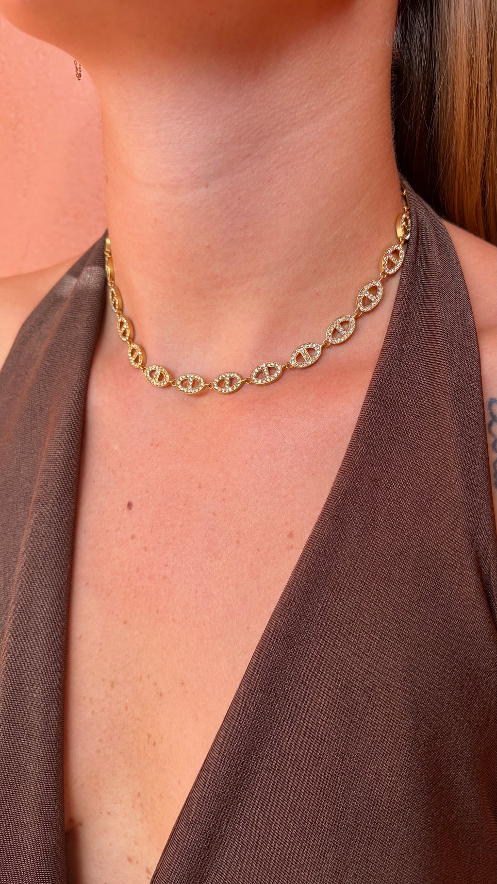 COLLIER LEYNA