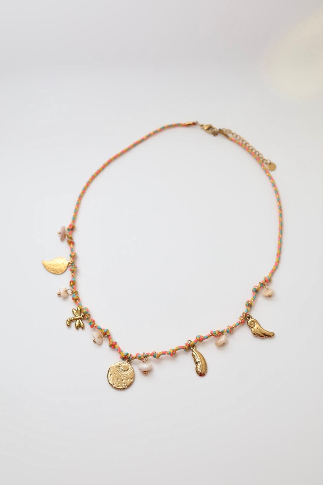 COLLIER LYDIA