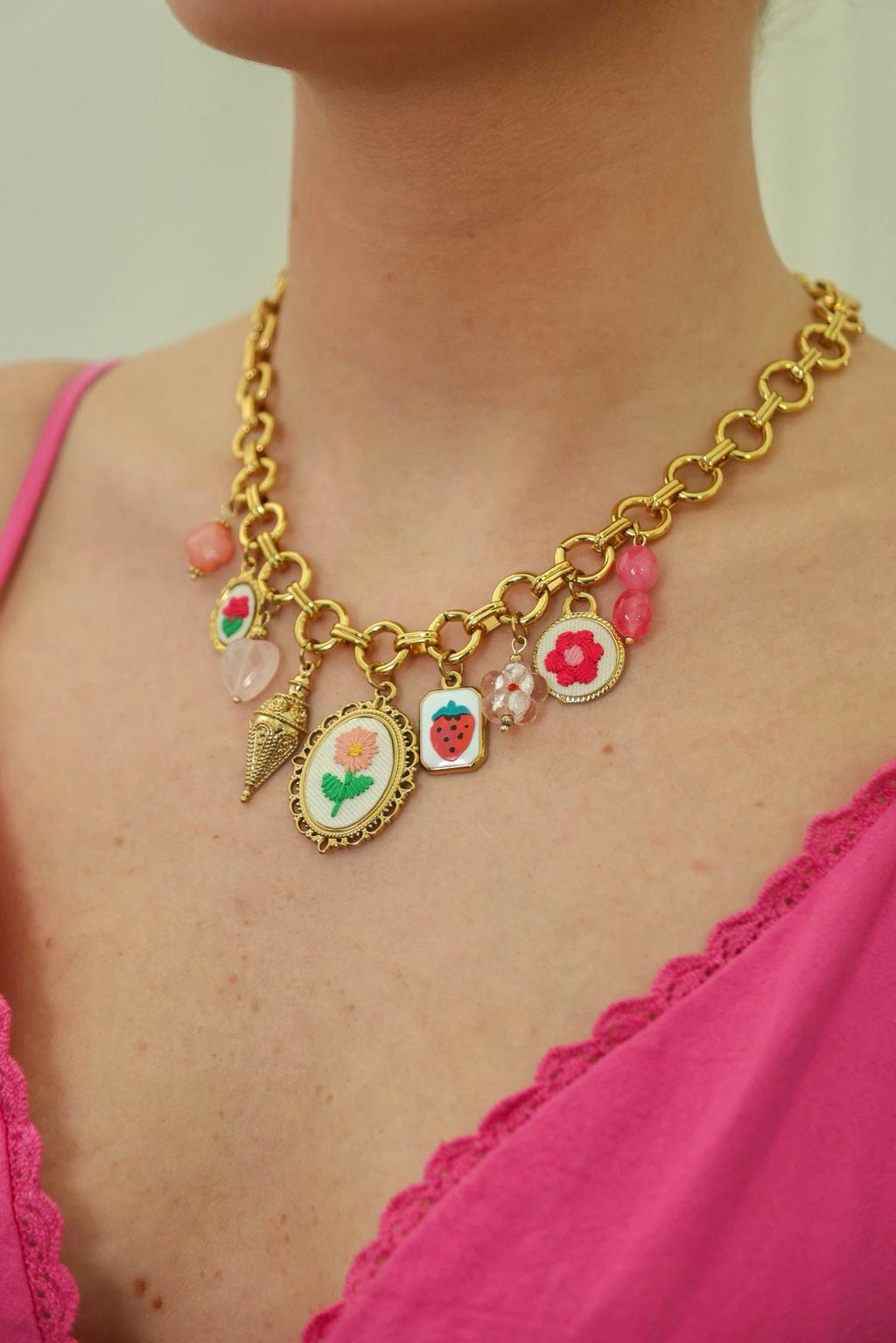 COLLIER ROMY