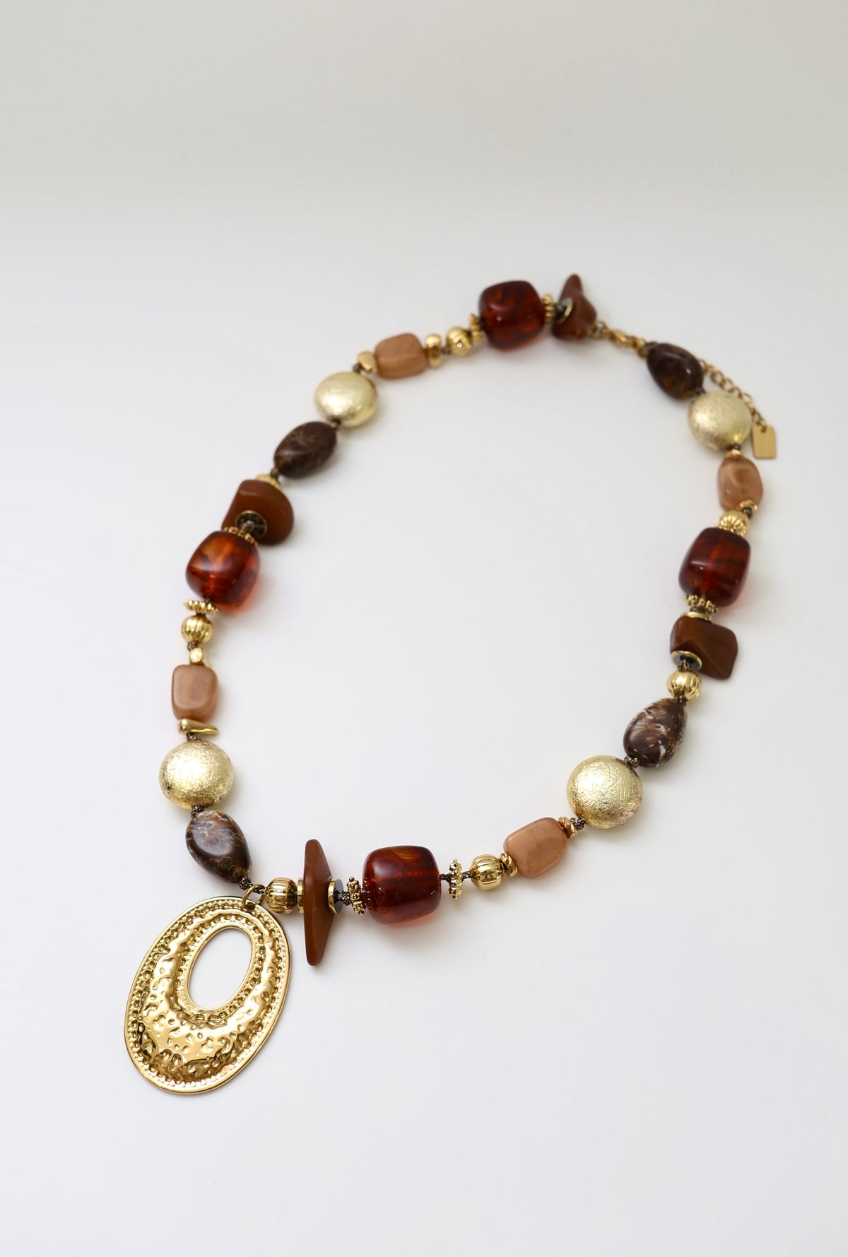 COLLIER CYNTHIA