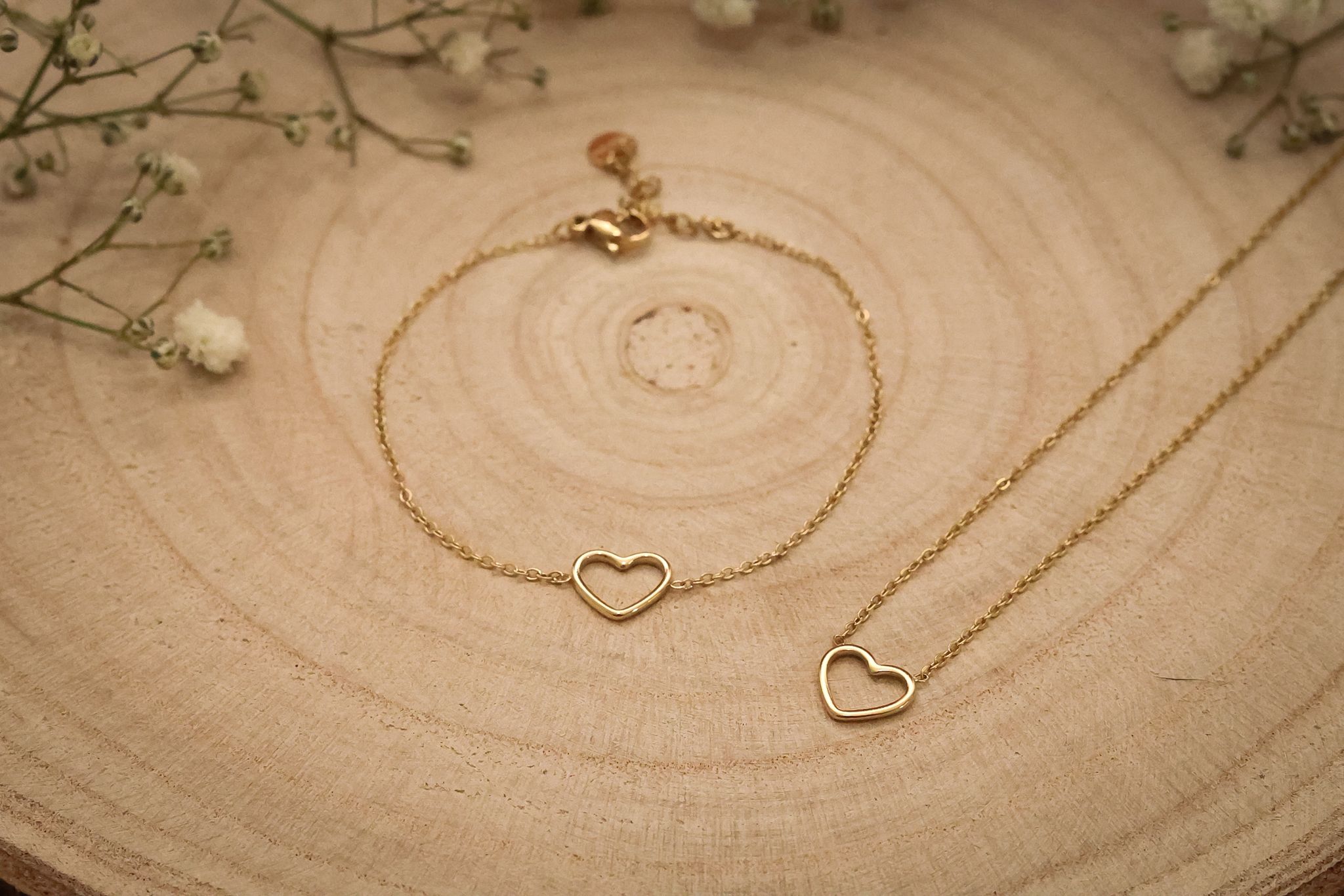 COLLIER EVY