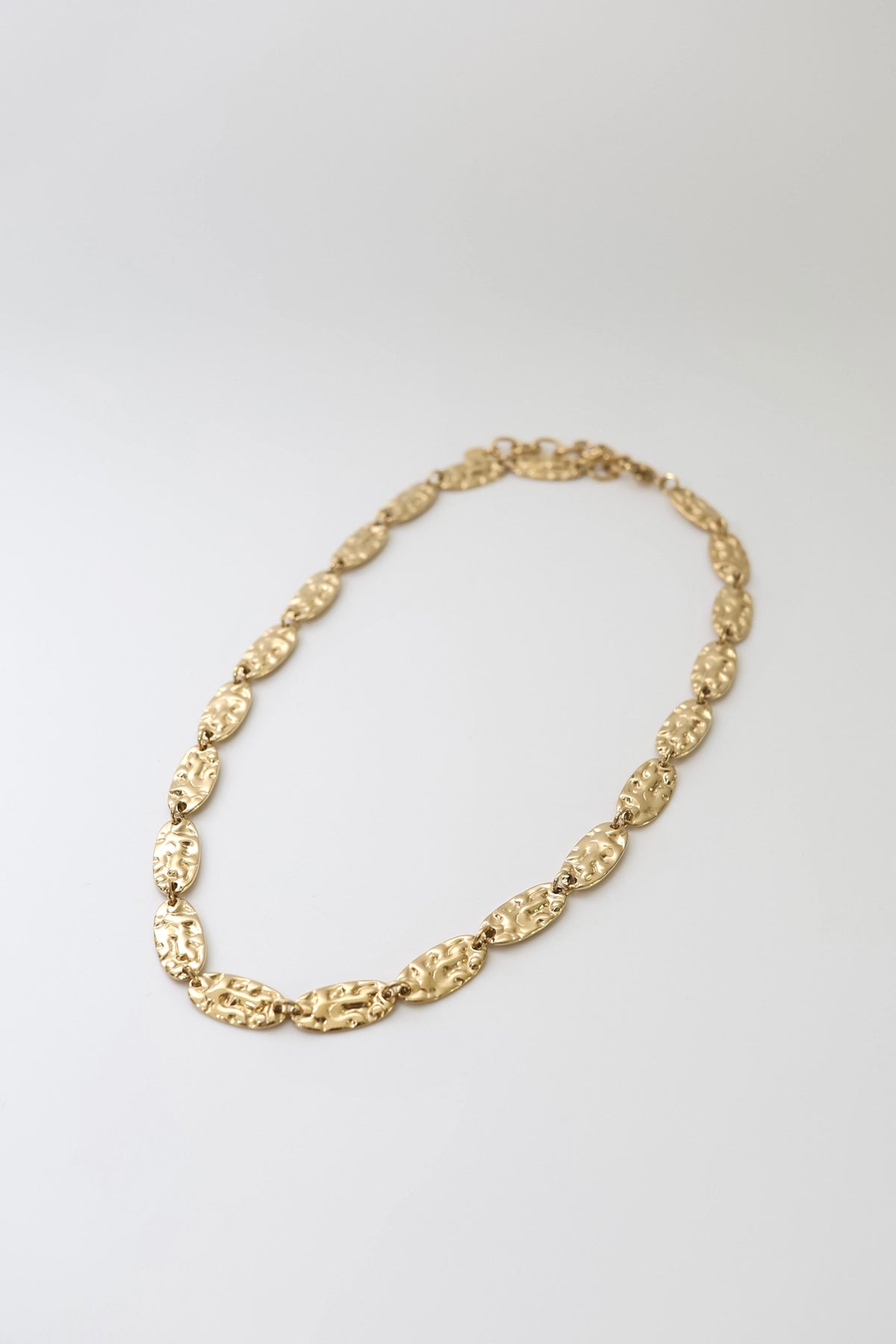 COLLIER AYA
